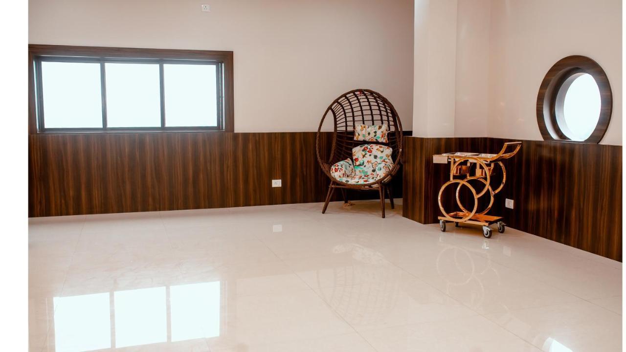 Hotel Dc Star Tarapith Exterior photo